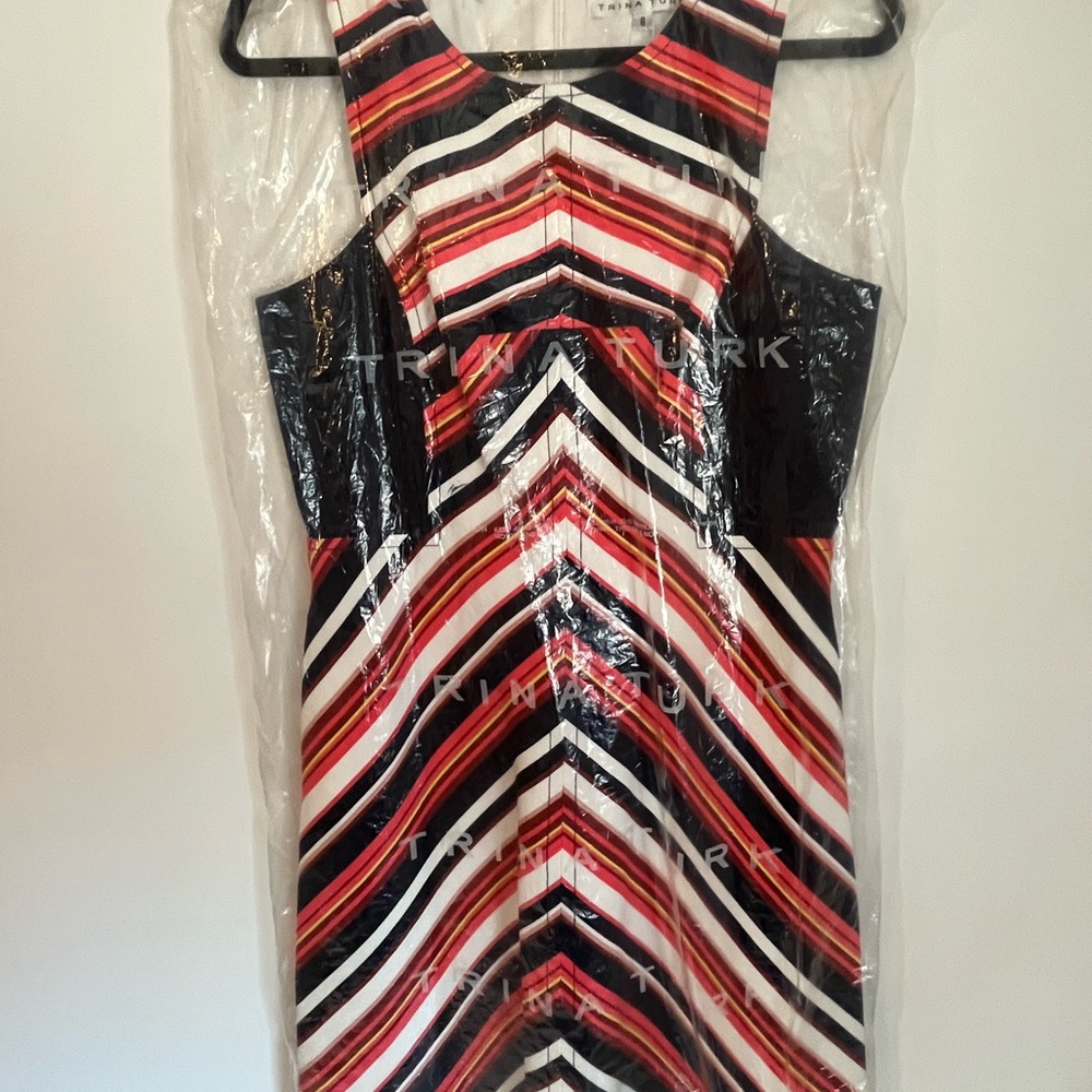Trina Turk Chevron Mini Dress - Picture 2 of 7